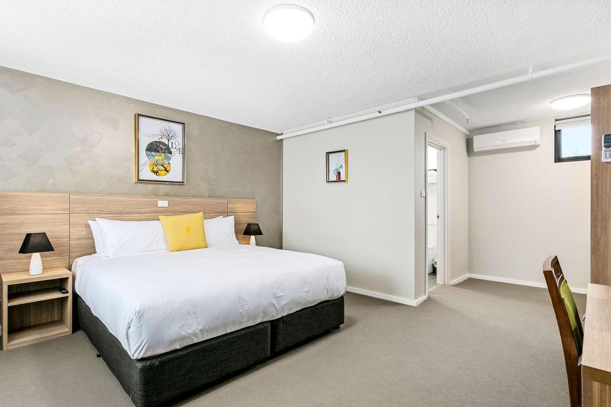 Quality Inn Sunshine Haberfield Sydney Exterior photo